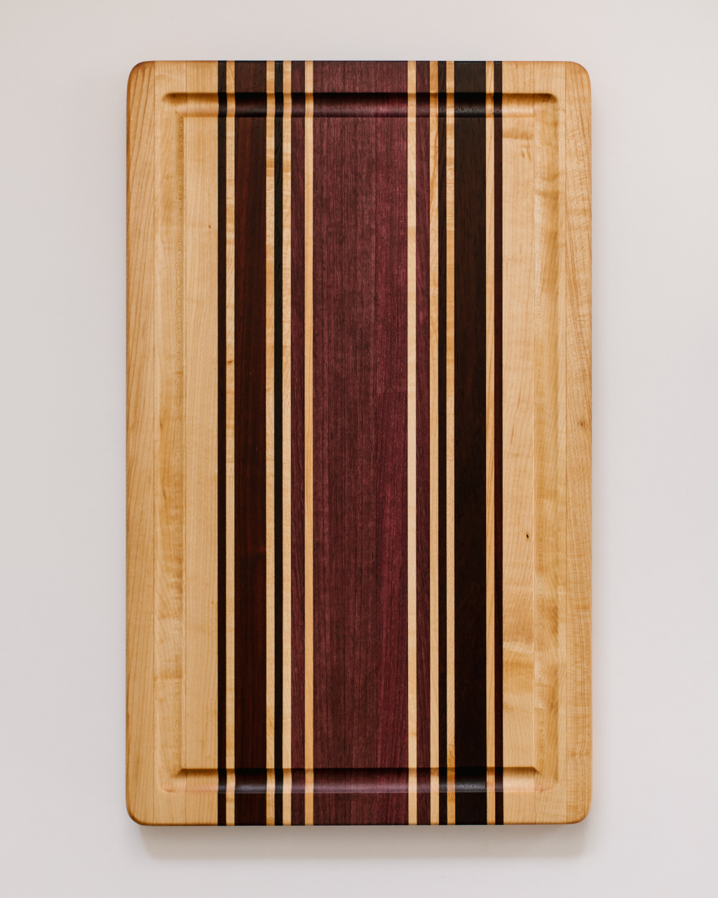 19"x 12"x 1" Riesling Series: Maple Edge Grain Carving Board
