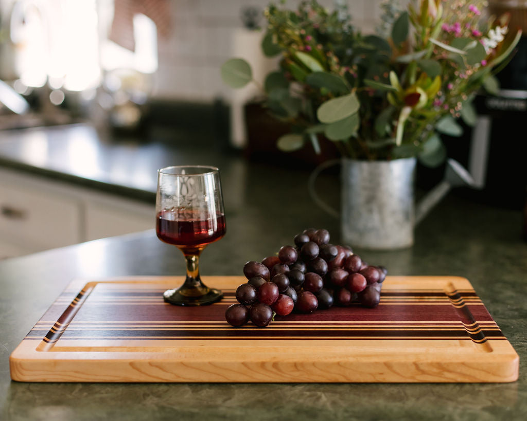 19"x 12"x 1" Riesling Series: Maple Edge Grain Carving Board