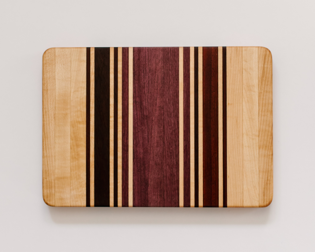 8"x 12"x 1" Riesling Series: Maple Edge Grain Bar Board